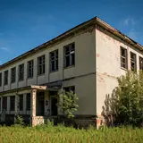 the challenges of a crumbling classroom